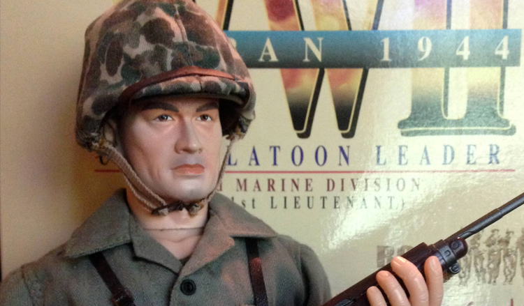 Dragon “Lt. Andy Carlson” – WW2 USMC Platoon Leader [Review]